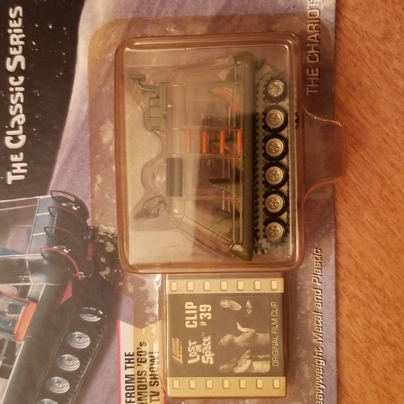 🤖👨‍🚀 VINTAGE LOST IN SPACE TOYS🤖 - Picture 6 of 13